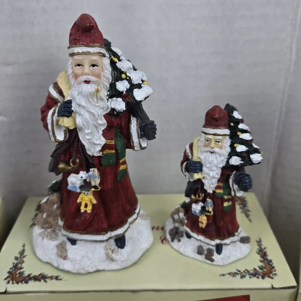 9 International Santa Claus Collection Special Double Pack Figurines & Ornaments